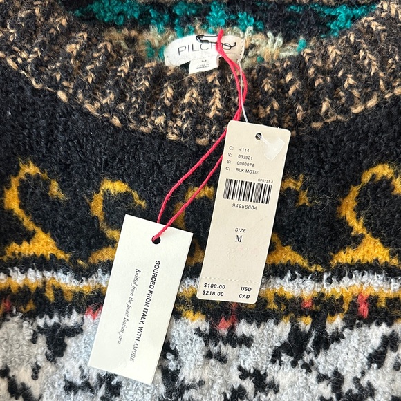 Colorful Patterned Women's Sweater - Picture 2 of 3